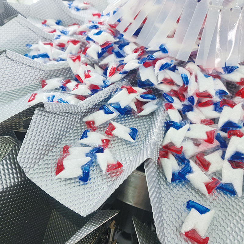 Machine d'emballage de capsules de lessive en film PVA, dosettes pour lave-vaisselle, emballage de boîtes complètes de dosettes de détergent, chaîne de production