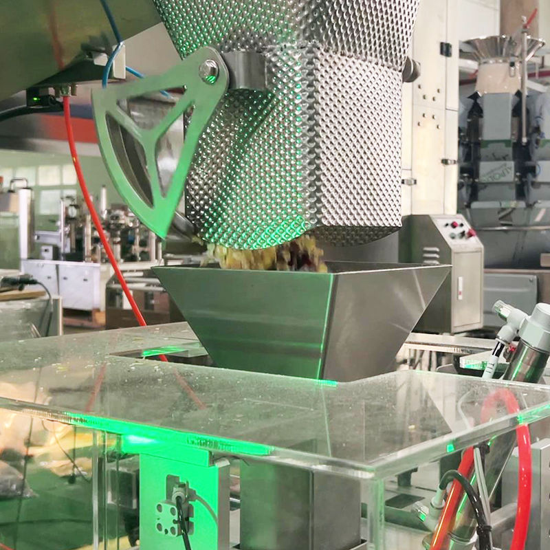 Multi-matériaux 2,5 kg machine d'emballage d'aliments pour animaux de compagnie avec pesage multi-tête pesage linéaire