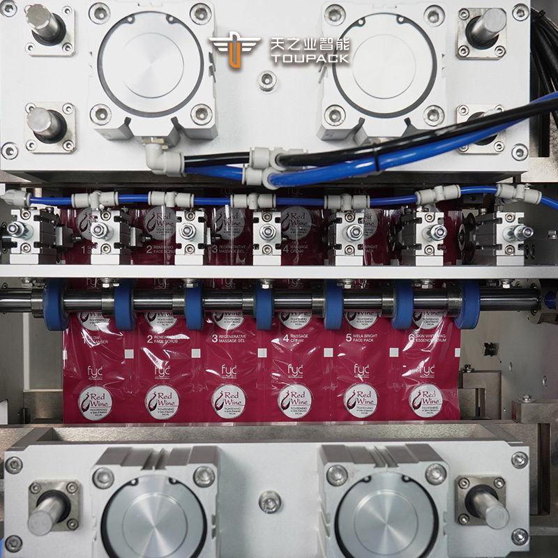 Machine d'emballage verticale pour sachets à quatre côtés, en forme irrégulière, pour boissons liquides en gel de glucose automatique, machine d'emballage pour sachets de sauce tomate