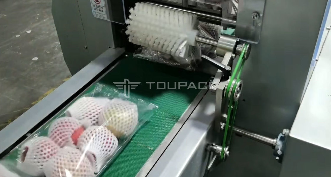 Machine d'emballage de rouleaux d'oreillers Combinaison de poids de poire et de pomme Balance combinée de fruits Peseuse combinée Machine d'emballage de haute précision