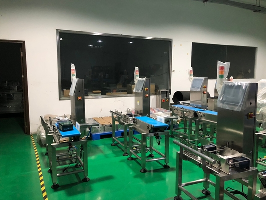 Peseur à grande vitesse du contrôle SUS304 150BPM 0.5KW pour le cosmétique