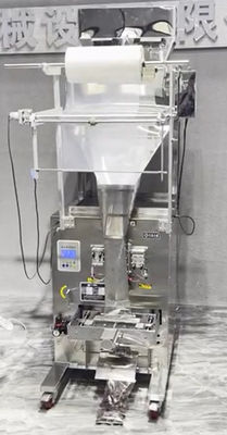 70 sacs/Min Weighing And Packing Machine pour le casse-croûte